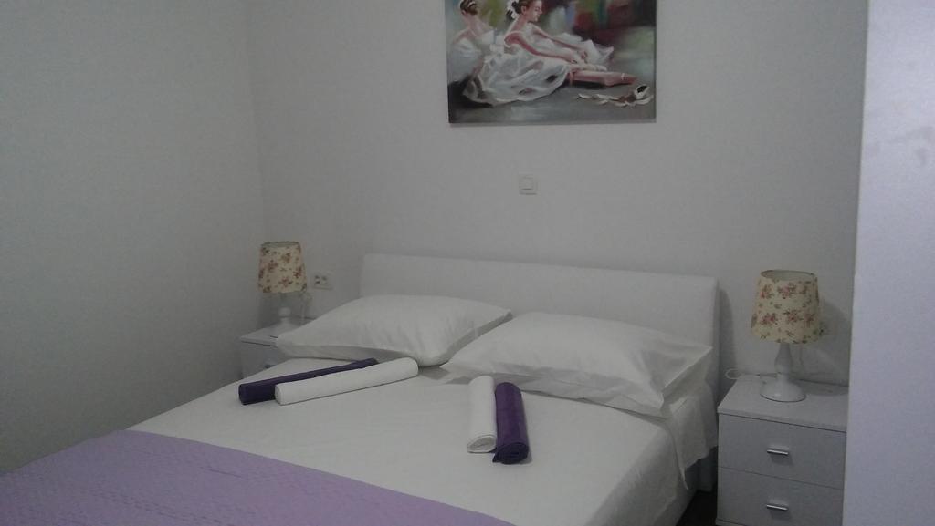Apartment Vedran Kaštela Eksteriør bilde