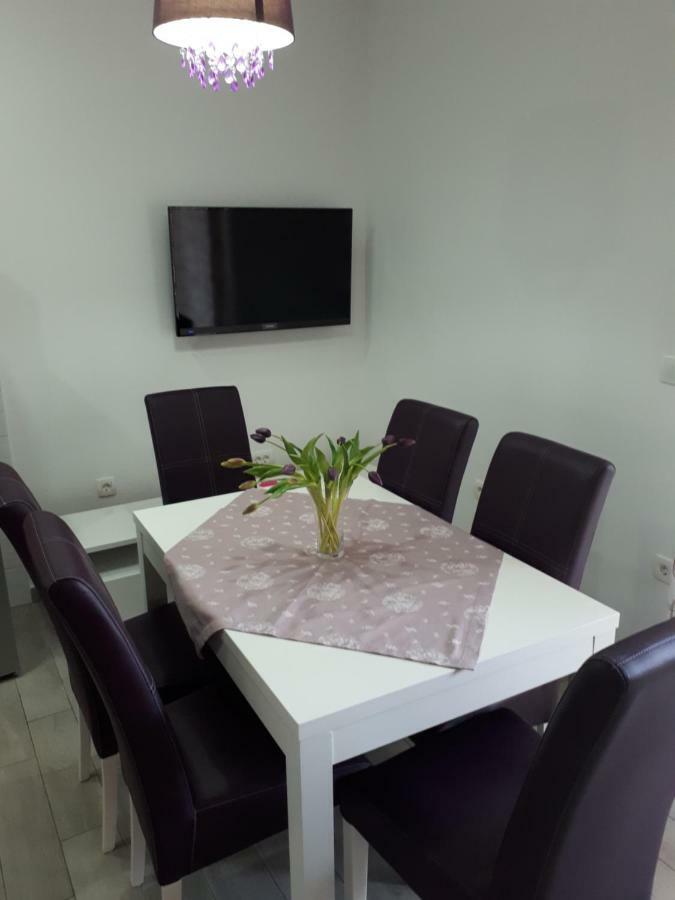 Apartment Vedran Kaštela Eksteriør bilde